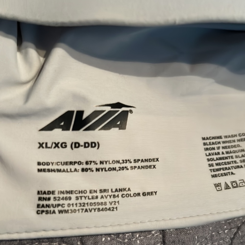 Avia - Picture 2 of 2